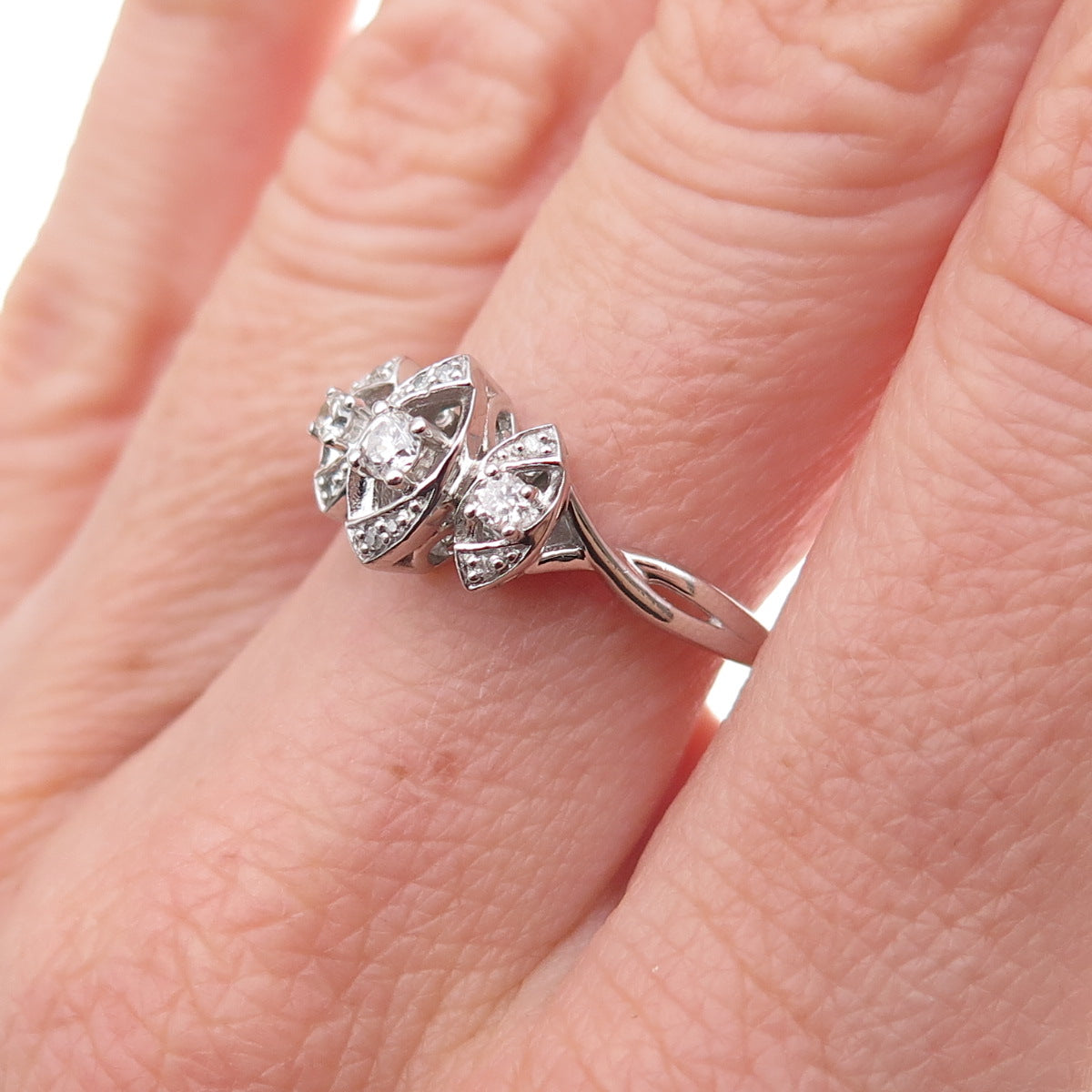 Sai 925 Sterling Silver Real Round-Cut Diamond Ring Size 7