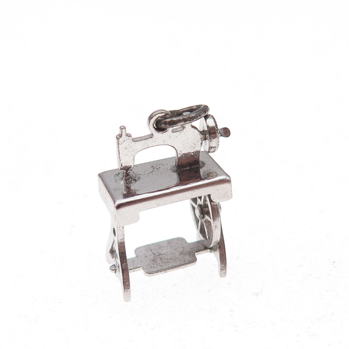 925 Sterling Silver Antique Art Deco Treadle Sewing Machine 3D Charm Pendant