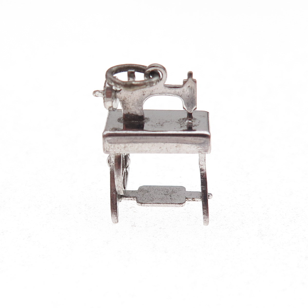 925 Sterling Silver Antique Art Deco Treadle Sewing Machine 3D Charm Pendant
