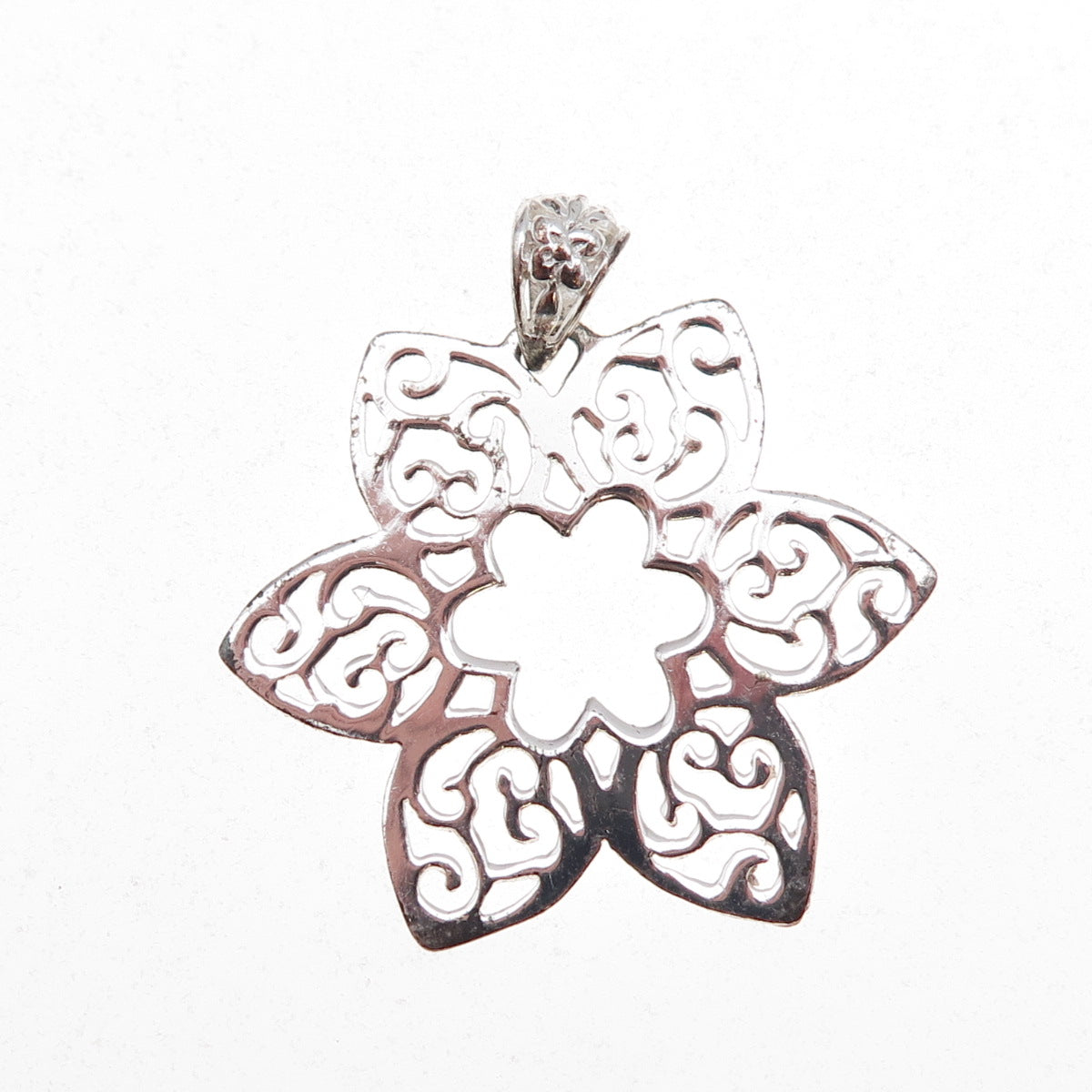 925 Sterling Silver Vintage Floral Charm Pendant