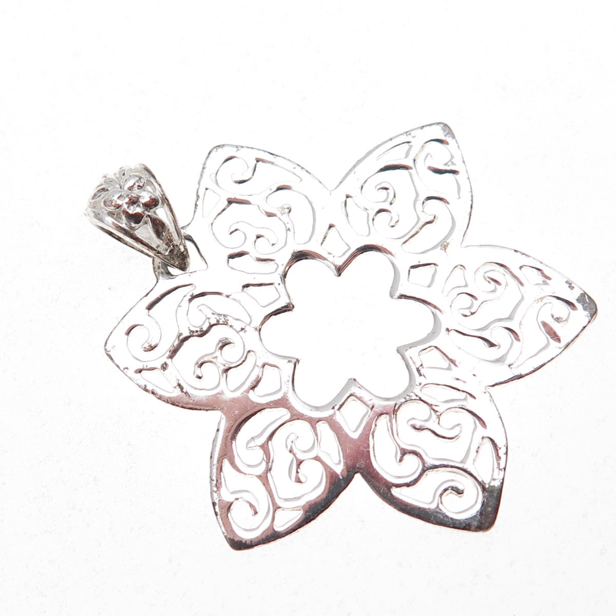 925 Sterling Silver Vintage Floral Charm Pendant