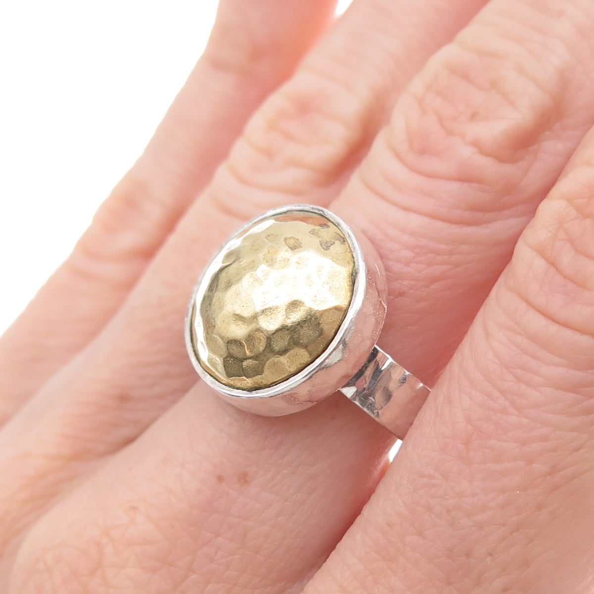925 Sterling Silver 2-Tone Vintage Modernist Hammered Dome Ring Size 8