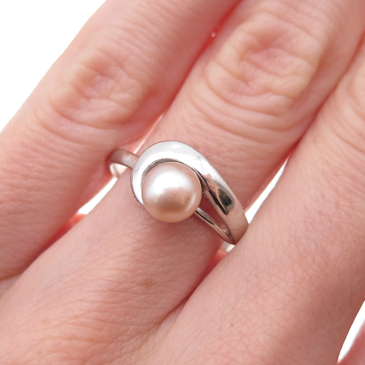 925 Sterling Silver Vintage Real Pearl Modernist Ring Size 7