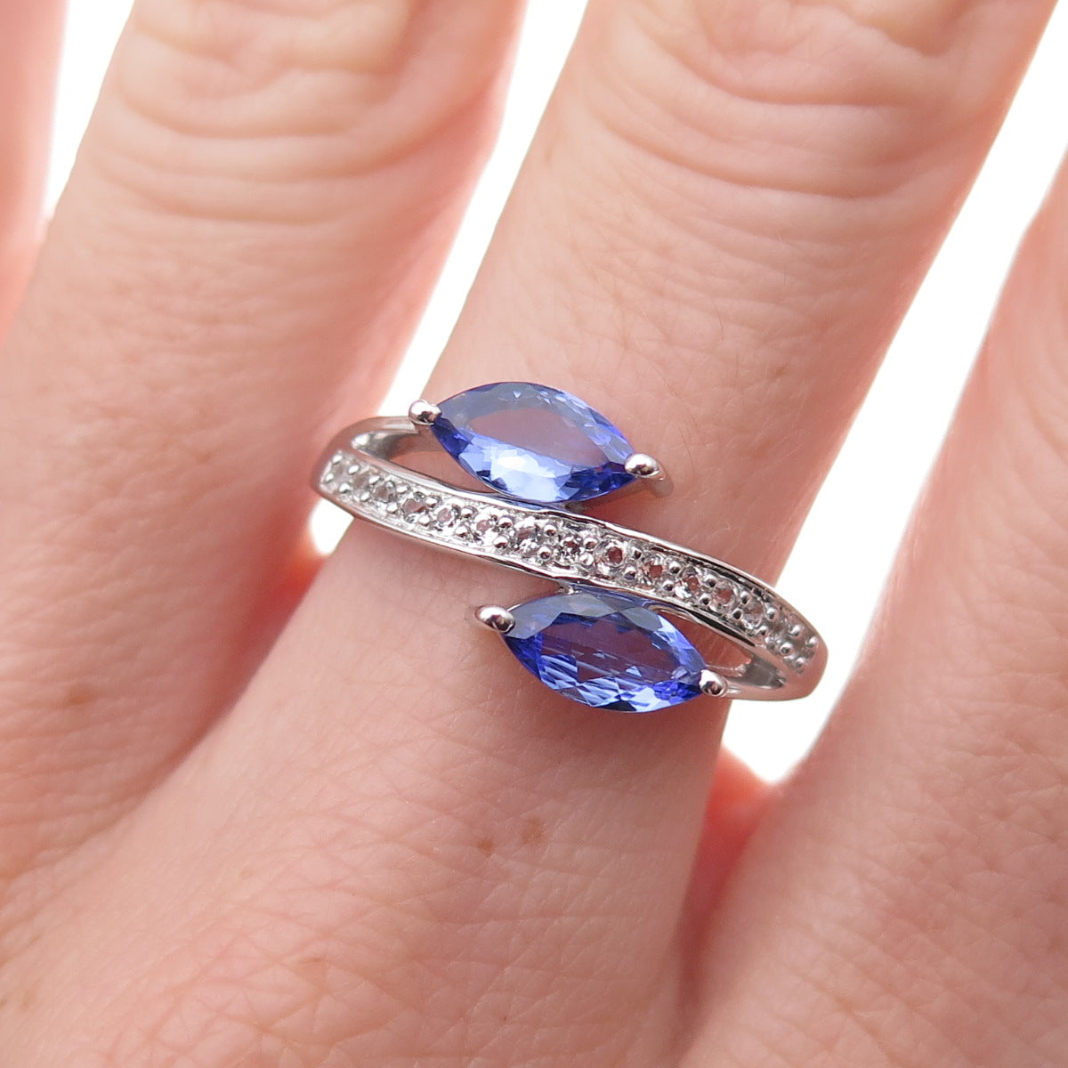 925 Sterling Silver Real Tanzanite & White Topaz Bypass Ring Size 8.25