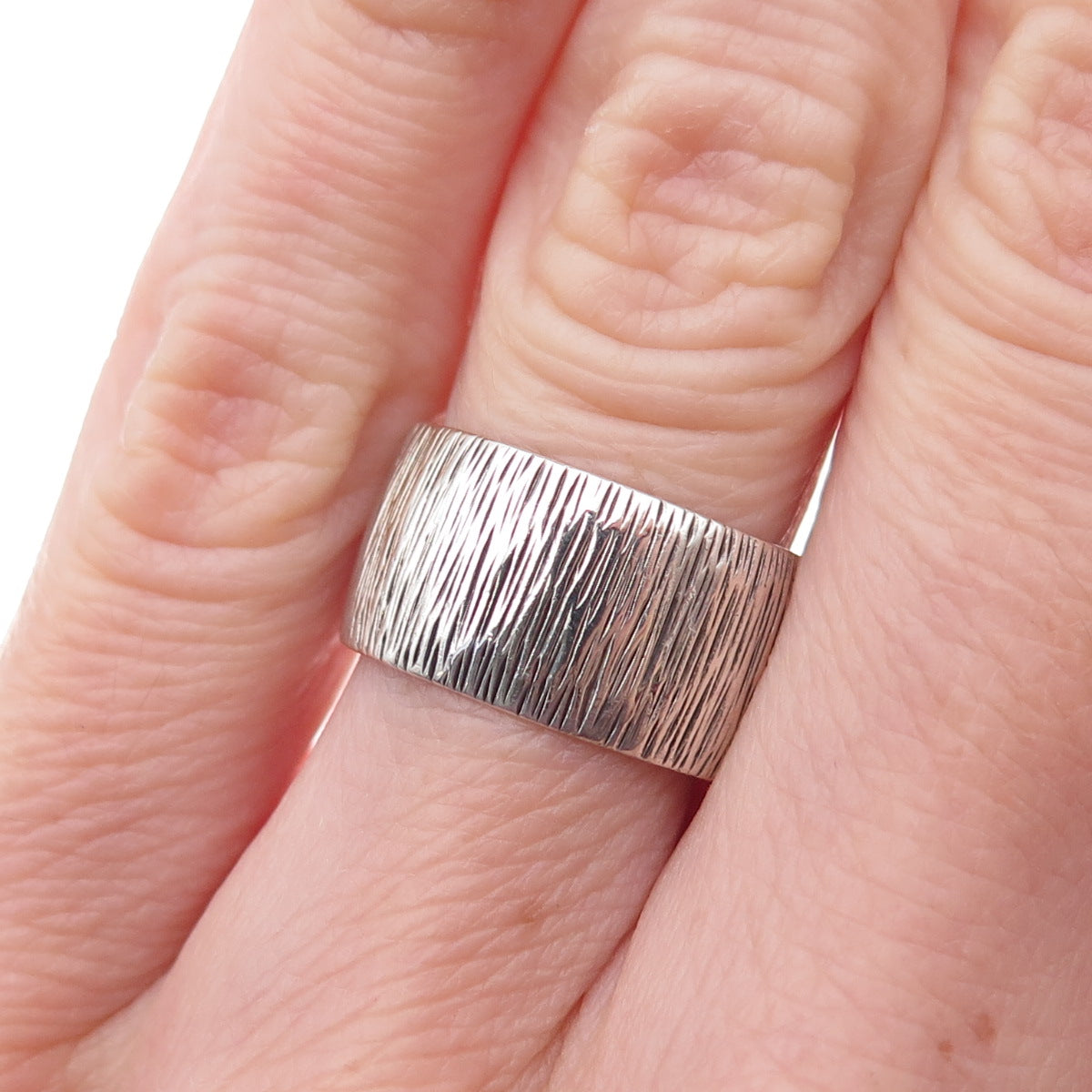 925 Sterling Silver Vintage Tree Bark Oxidized Wide Band Ring Size 6