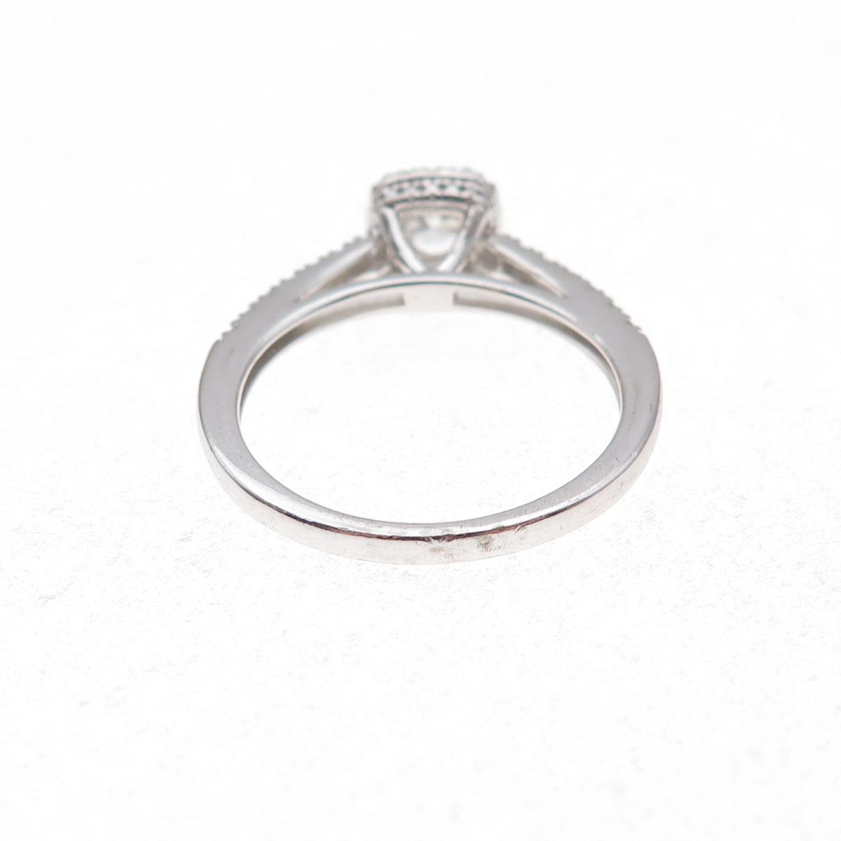 925 Sterling Silver Round-Cut C Z Engagement Ring Size 7