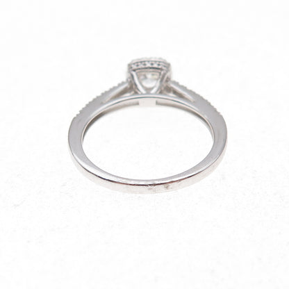 925 Sterling Silver Round-Cut C Z Engagement Ring Size 7